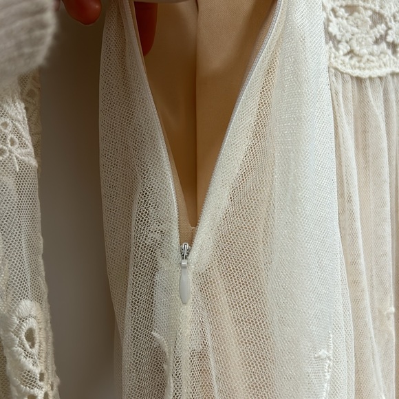 Chickens lace dress nude size M fits a 6 - Picture 10 of 11